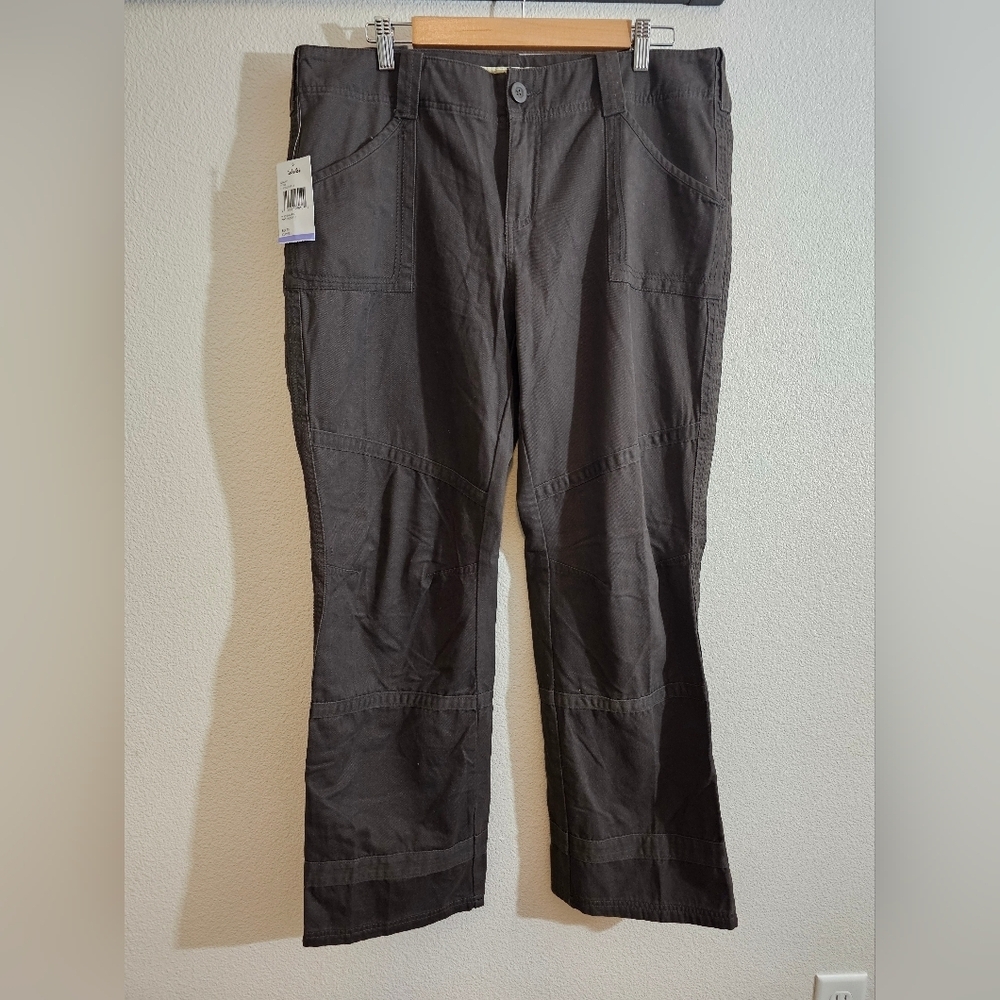 Cabela's Hiking Brown Cargo Pants